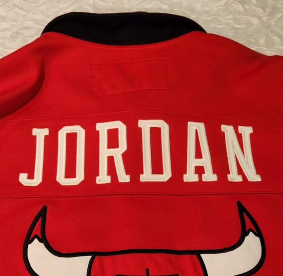 NIKE - NBA Micheal Jordan Button Up Jersey - Picture 3 of 15